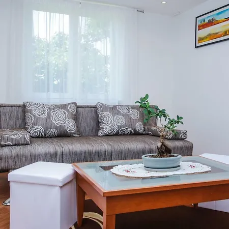 Apartman Ada Lägenhet