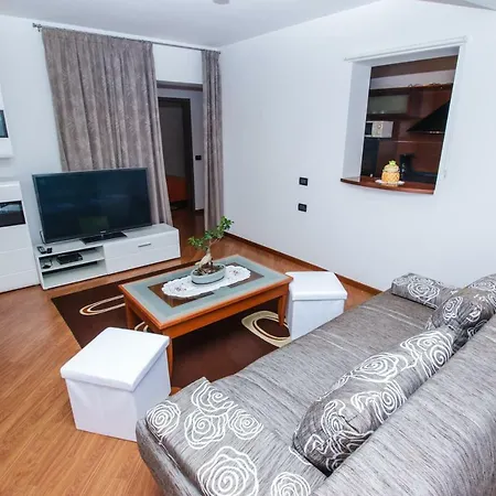 Apartment Apartman Ada